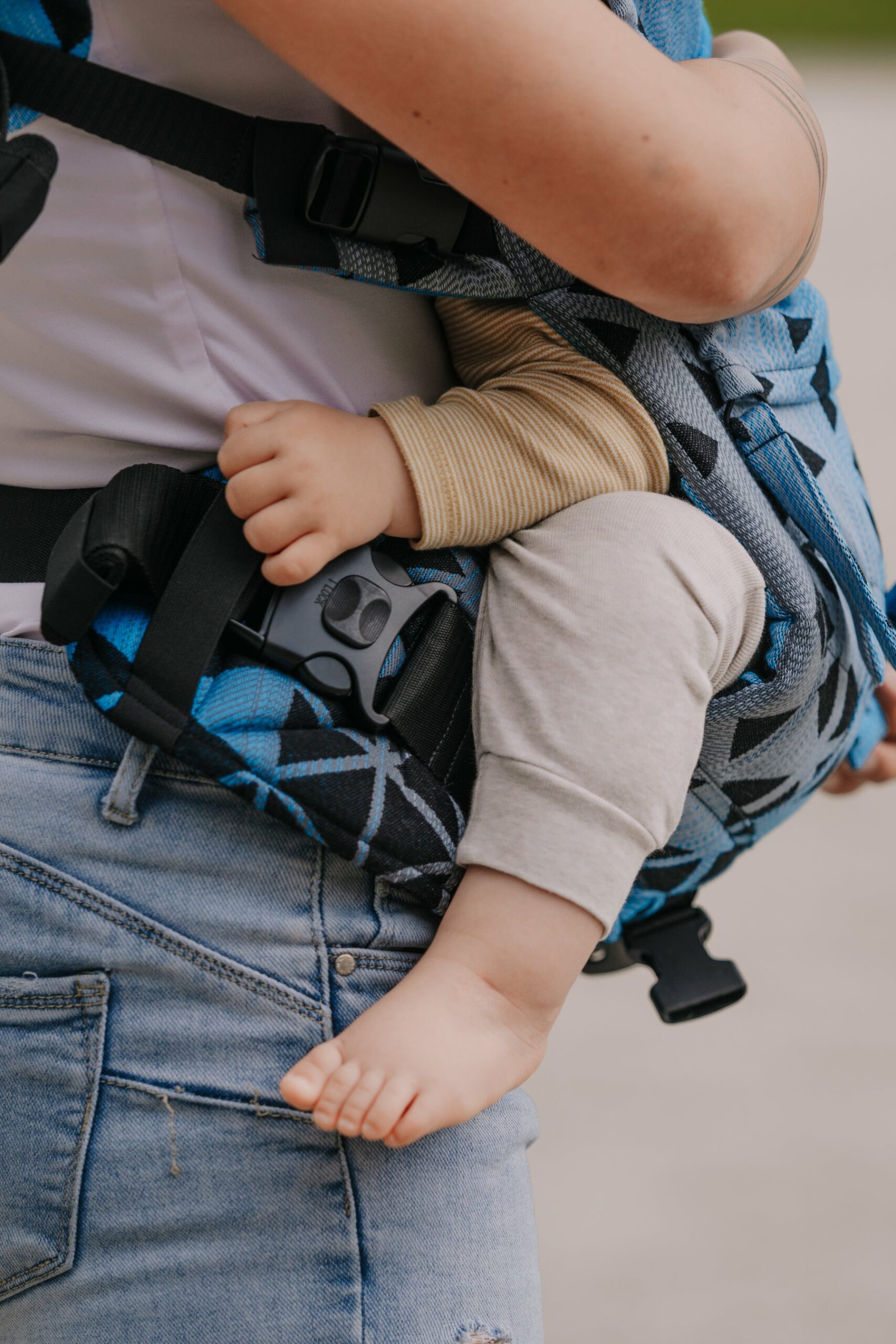 nosic-be-lenka-mini-triangel-zafir-22-32666-size-large-v-1