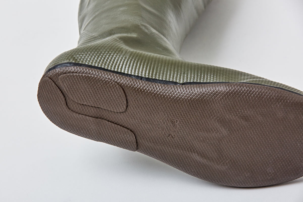 pokeboo-packable-boots-black